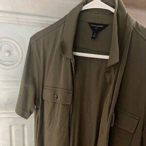 Banana Republic Olive Green short-sleeve button-down